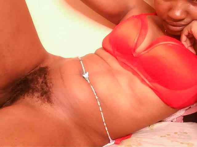 sexybounty2 webcam