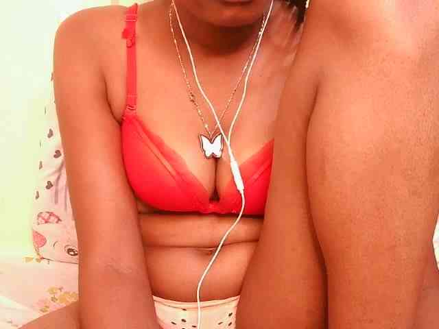 sexybounty2 webcam