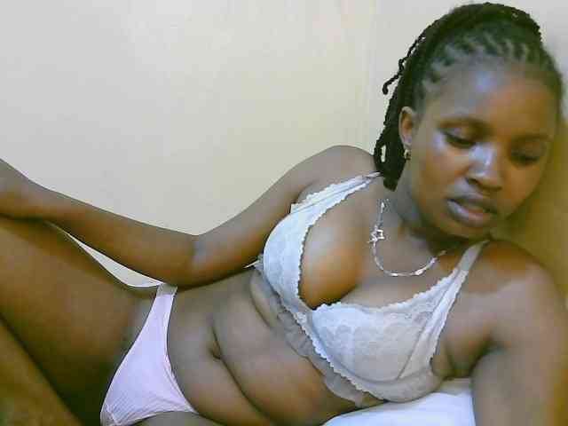 sexybounty2 webcam