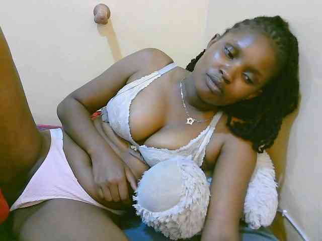 sexybounty2 webcam
