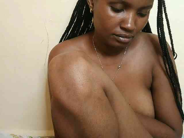sexybounty2 webcam