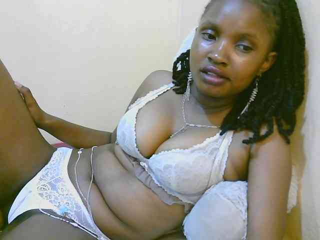 sexybounty2 webcam