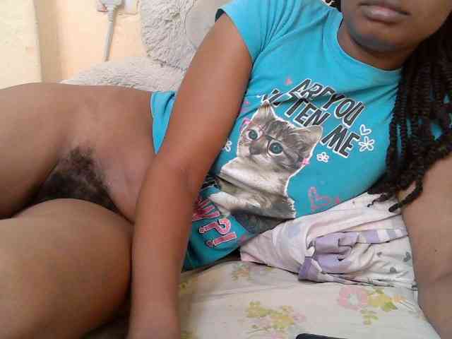 sexybounty2 webcam