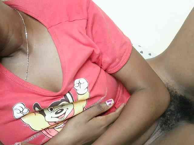 sexybounty2 webcam