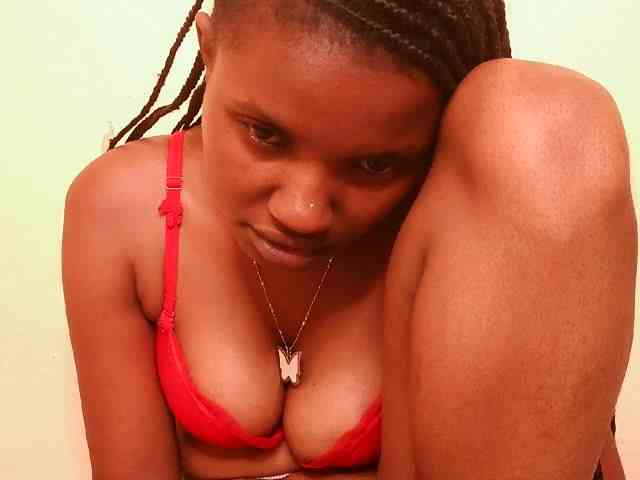 sexybounty2 webcam