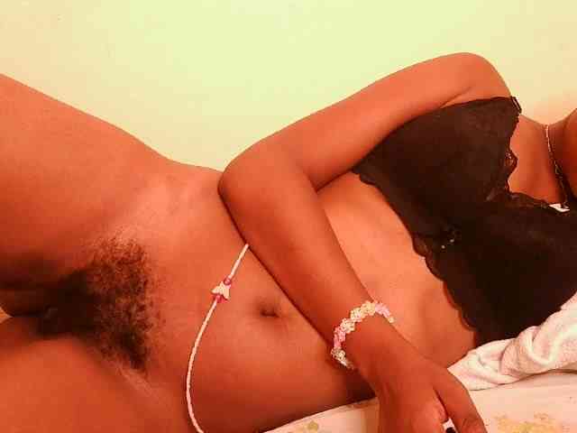 sexybounty2 webcam