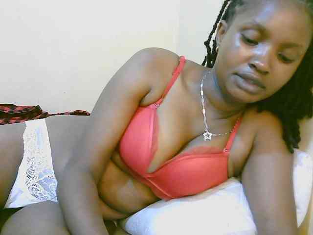 sexybounty2 webcam