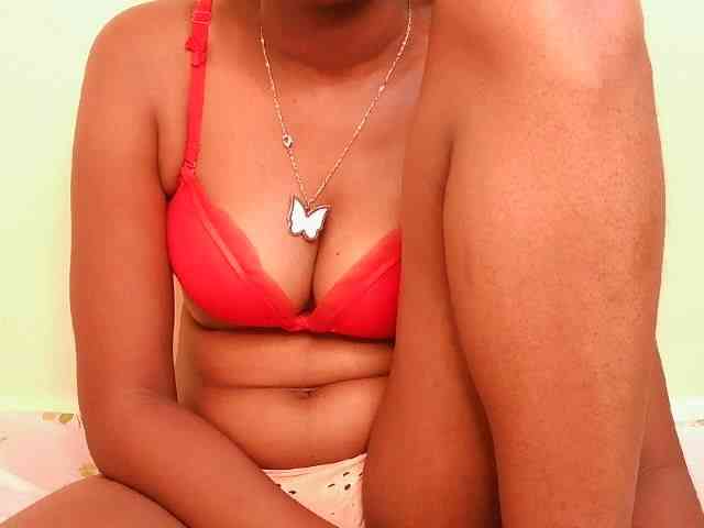 sexybounty2 webcam