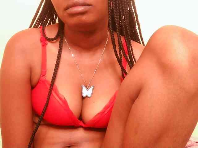 sexybounty2 webcam