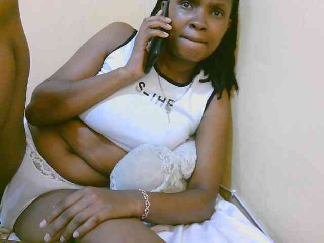 sexybounty2 webcam