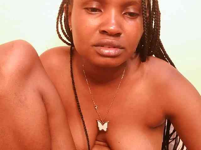 sexybounty2 webcam