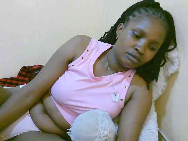 sexybounty2 webcam
