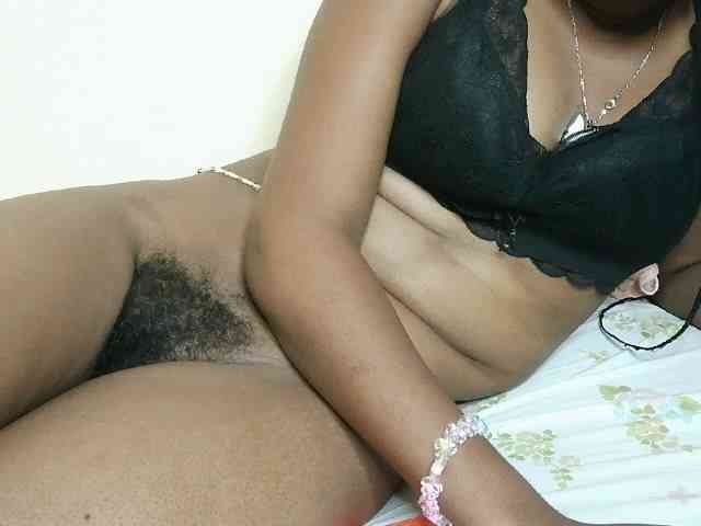 sexybounty2 webcam