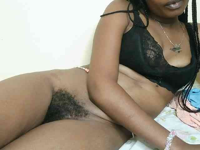 sexybounty2 webcam