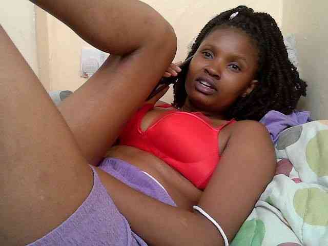 sexybounty2 webcam