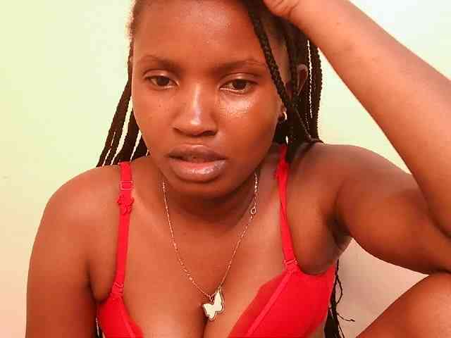 sexybounty2 webcam
