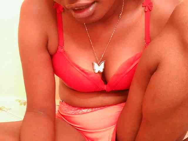 sexybounty2 webcam