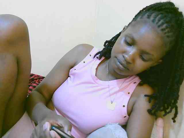 sexybounty2 webcam