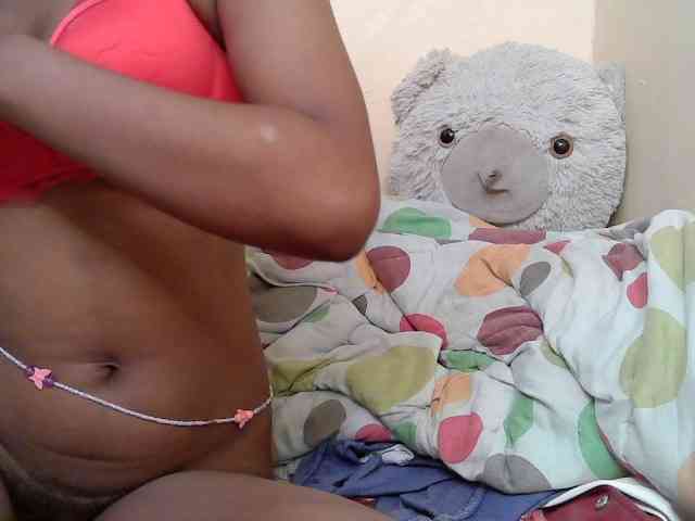 sexybounty2 webcam