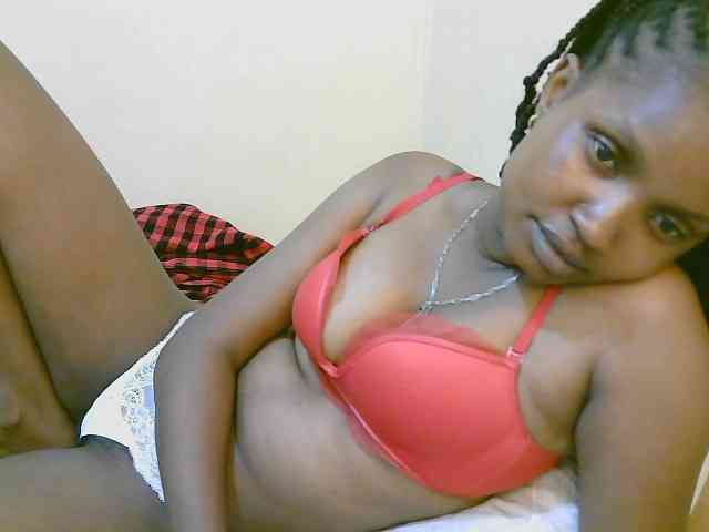 sexybounty2 webcam