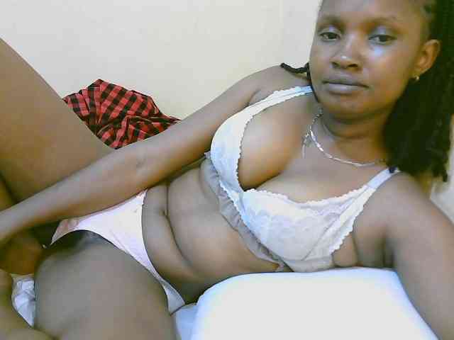 sexybounty2 webcam