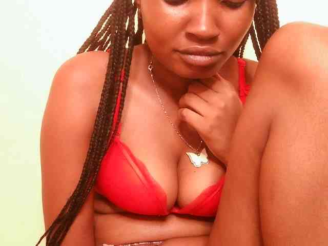 sexybounty2 webcam