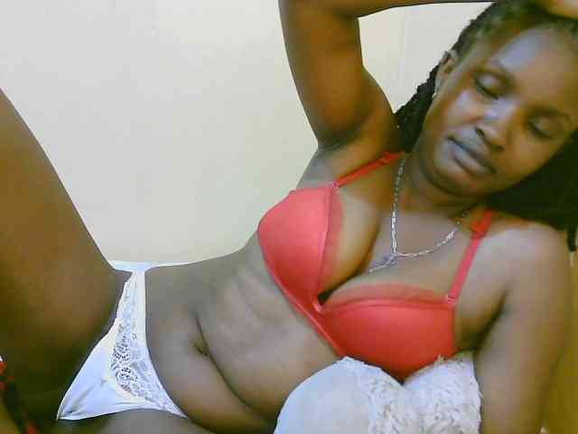 sexybounty2 webcam