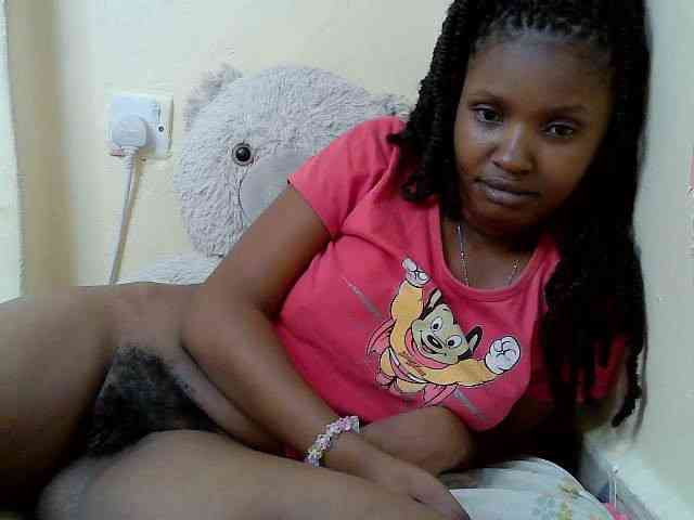 sexybounty2 webcam