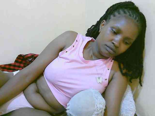 sexybounty2 webcam