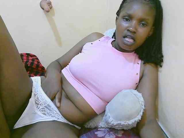 sexybounty2 webcam