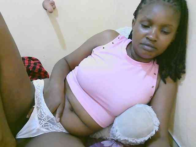 sexybounty2 webcam