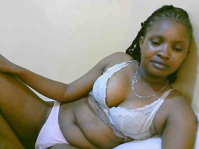 sexybounty2 webcam