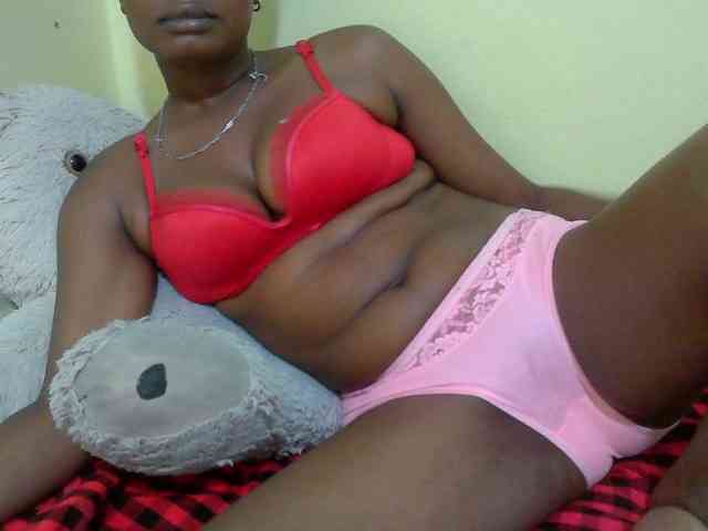 sexybounty2 Live Webcam on BongaCams