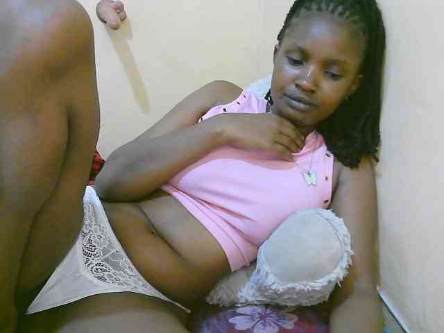 sexybounty2 webcam