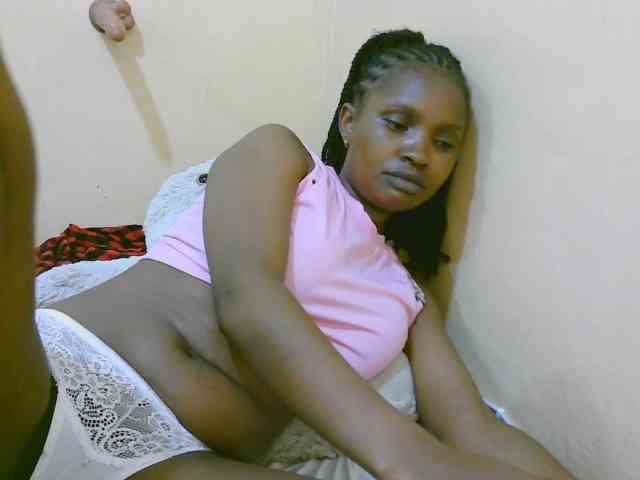 sexybounty2 webcam