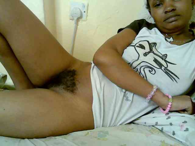 sexybounty2 webcam