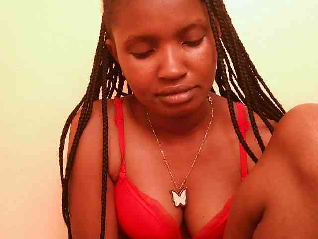 sexybounty2 webcam