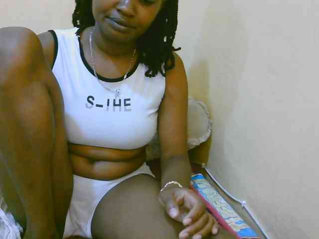 sexybounty2 webcam