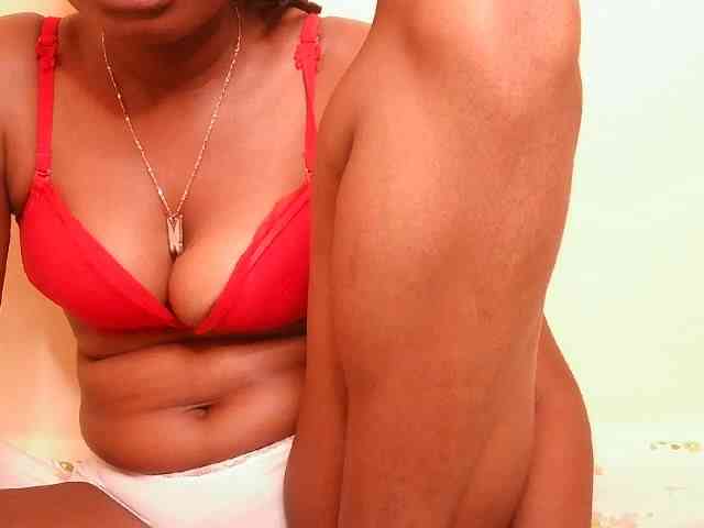 sexybounty2 webcam