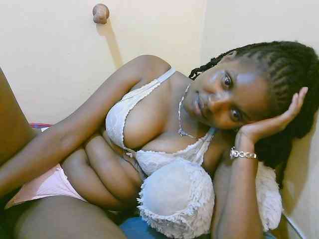 sexybounty2 webcam
