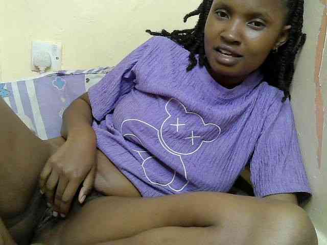sexybounty2 webcam