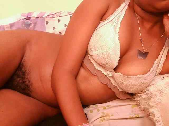 sexybounty2 webcam