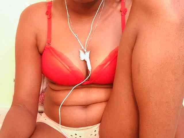 sexybounty2 webcam