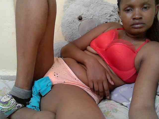 sexybounty2 webcam