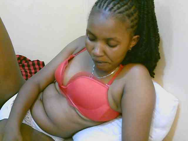sexybounty2 webcam