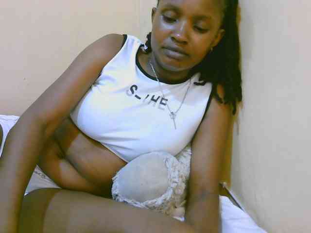 sexybounty2 webcam