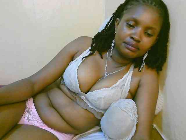 sexybounty2 webcam
