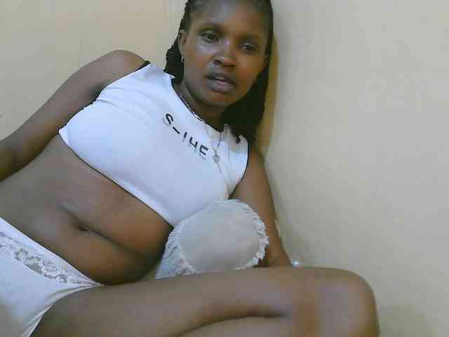 sexybounty2 webcam