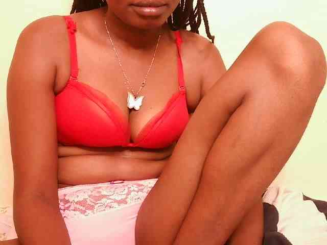 sexybounty2 webcam