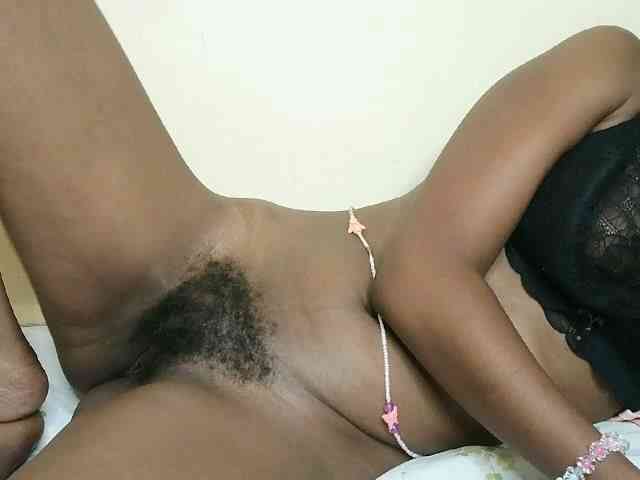 sexybounty2 webcam